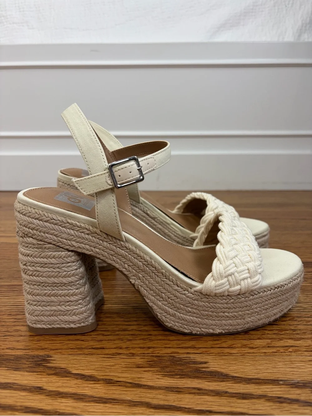 Dolce Vita Danila Raffia Platform Heel (10)